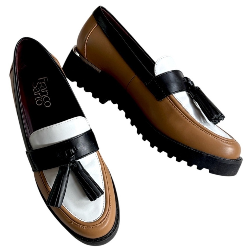 EUC Franco Sarto Carolynn Tassel
Lug Sole Loafers Size 6.5
